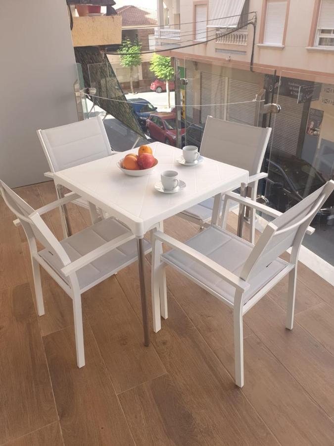 Beach Apartment Torrevieja Bagian luar foto